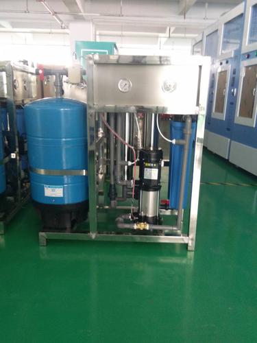 西安水處理設備生產(chǎn)廠家 反滲透設備操作手冊與電氣信號裝置制造指南